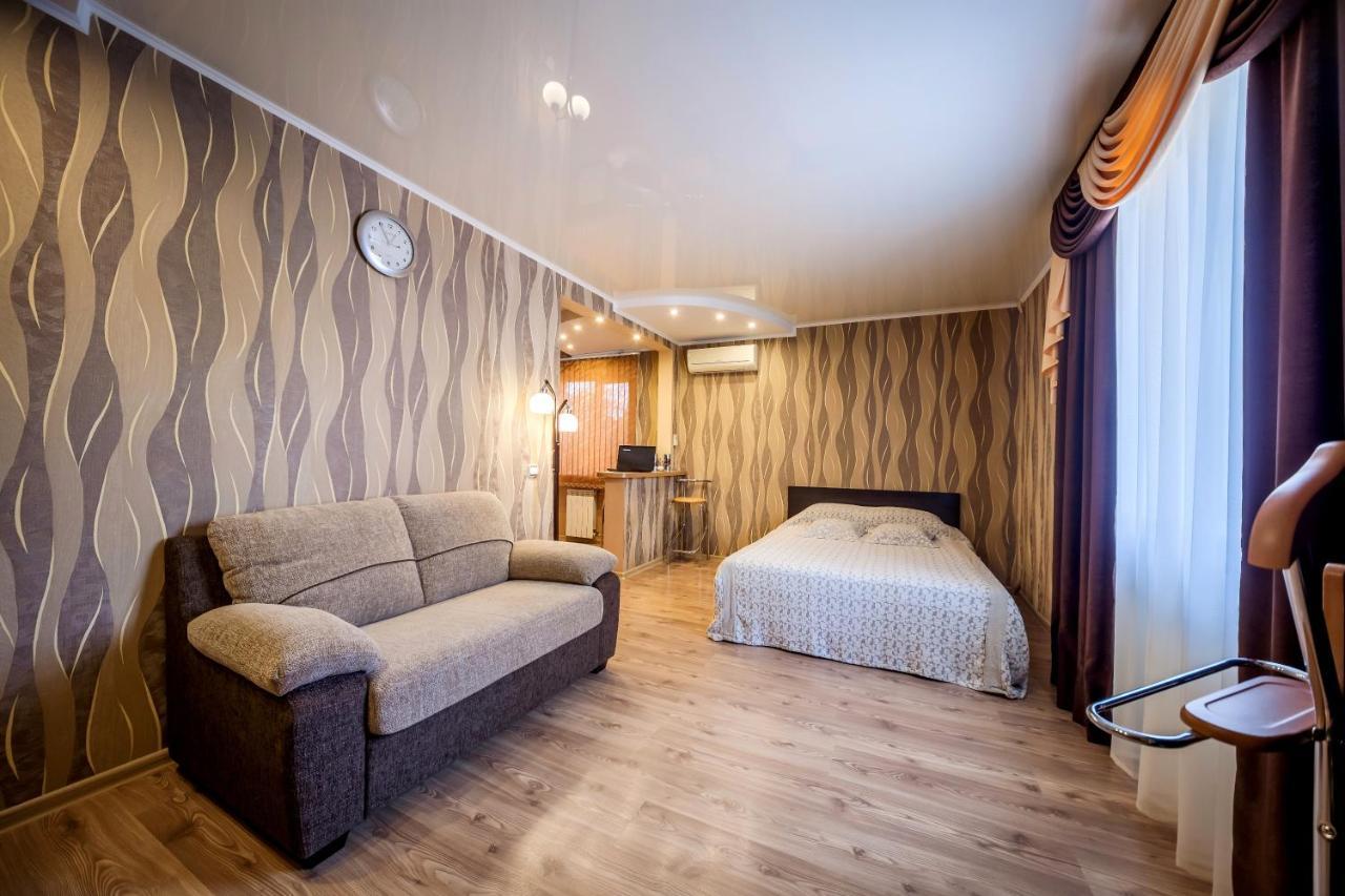 Apartment Lux Homel Buitenkant foto